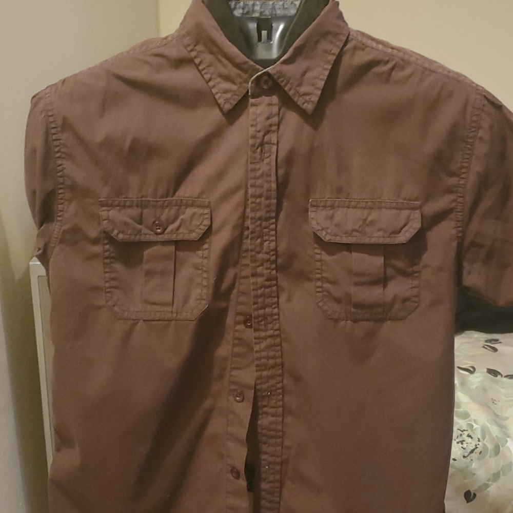 Dark Brown short sleeved shirt